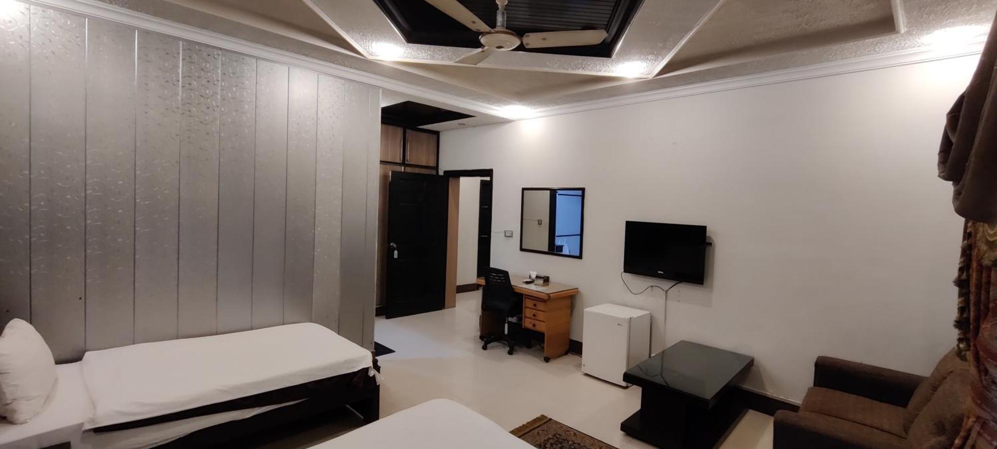 伊斯兰堡 Capri Executive酒店 外观 照片